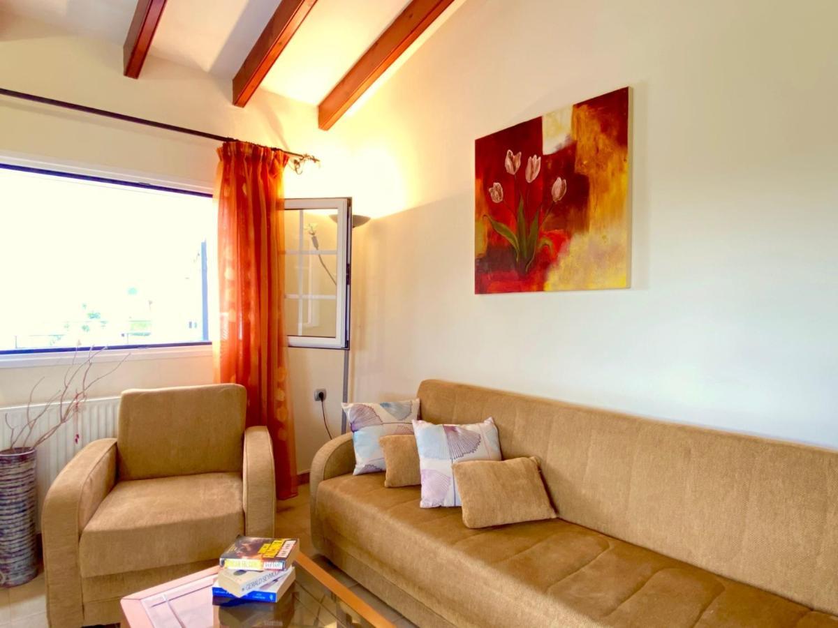 Asteraki Poolside Apartment By Dadovillas Acharavi  Bagian luar foto